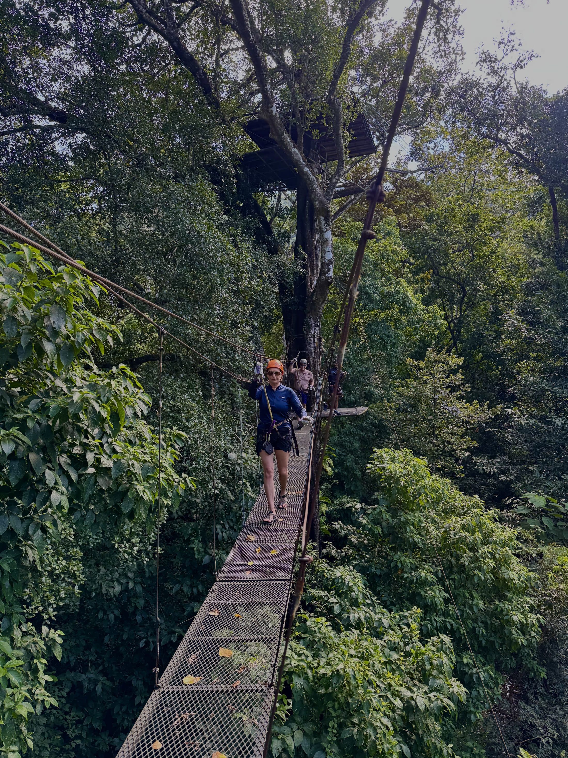 Zipline canopy tour Montezuma Costa Rica